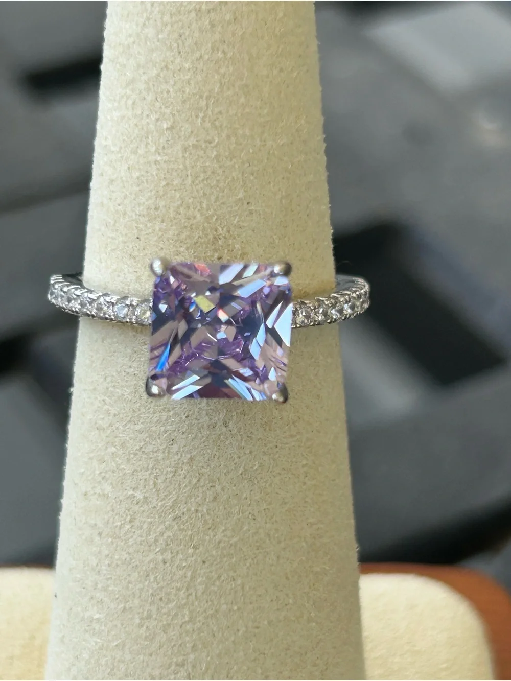3 ct. amethyst moissanite ring size 6 s925